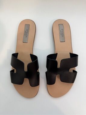 Steve Madden Black Leather Slide Sandals with Cutout Strap